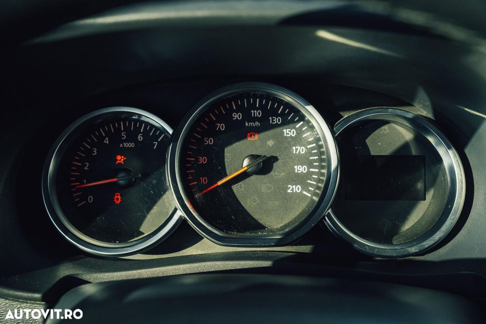 Dacia Lodgy 1.5 Blue dCi Stepway - 9