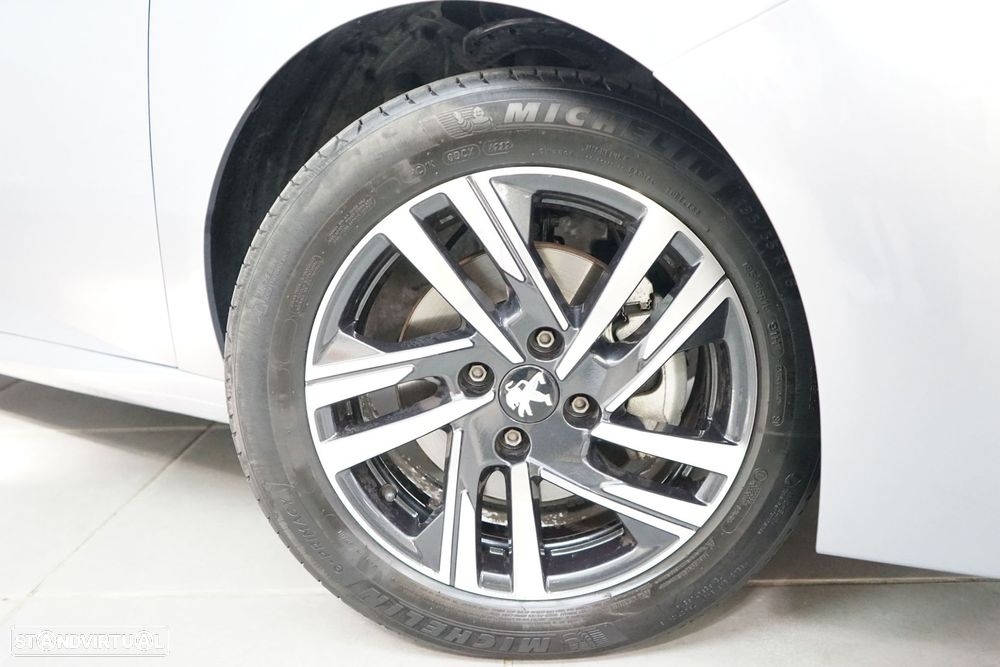 Peugeot 208 1.2 PureTech Active - 10