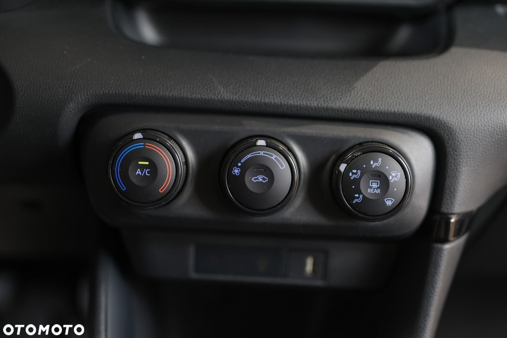 Toyota Yaris - 28