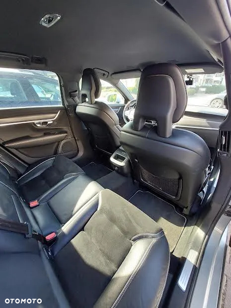 Volvo V90 D4 R-Design - 23