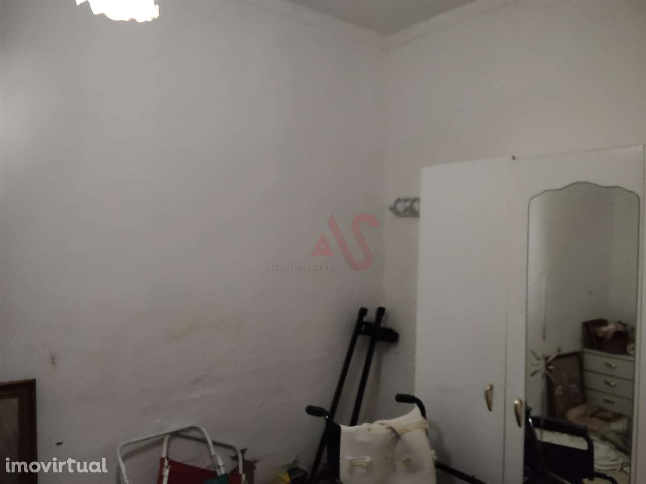 Moradia T2 Térrea para Restaurar na cidade de Moura - Grande imagem: 5/20