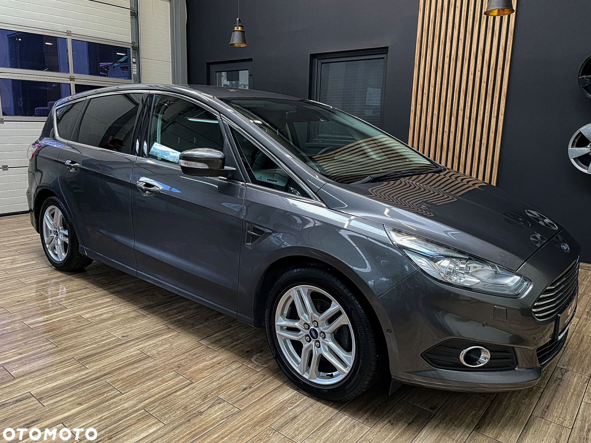 Ford S-Max 2.0 EcoBoost Titanium - 6