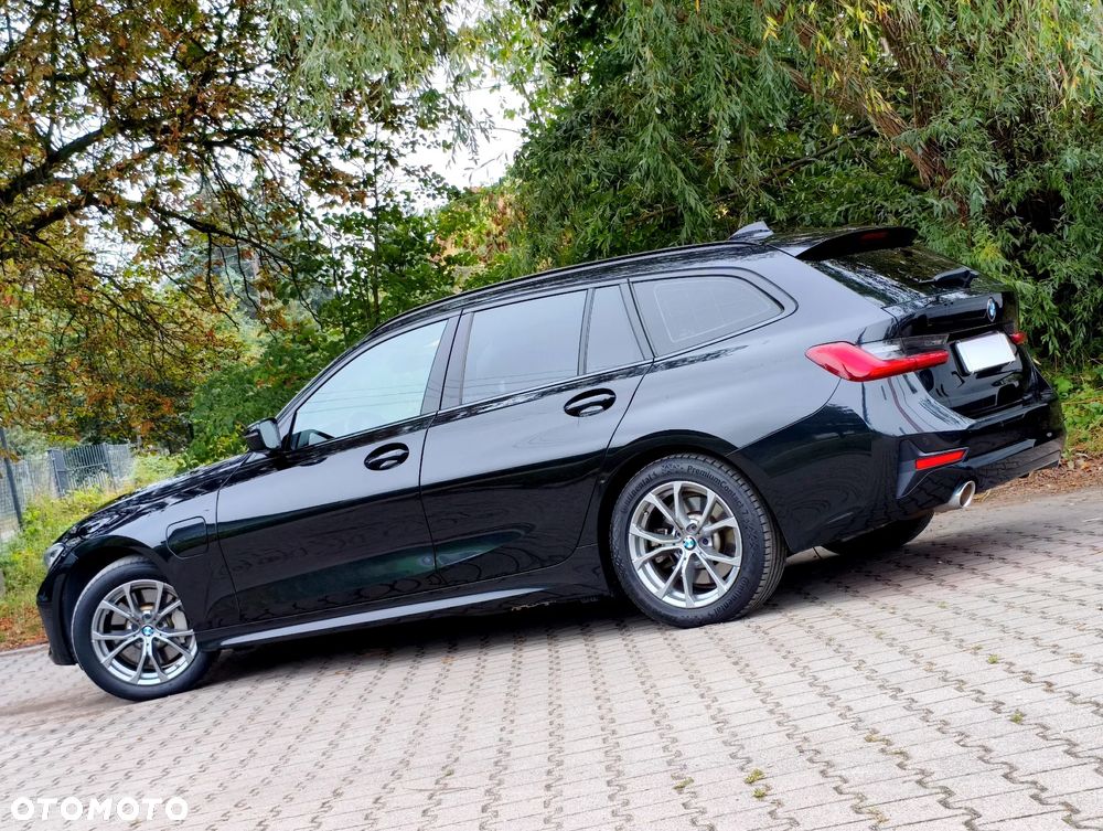 BMW Seria 3 330e Luxury Line sport - 3