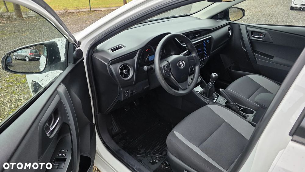 Toyota Auris 1.33 VVT-i Life - 28