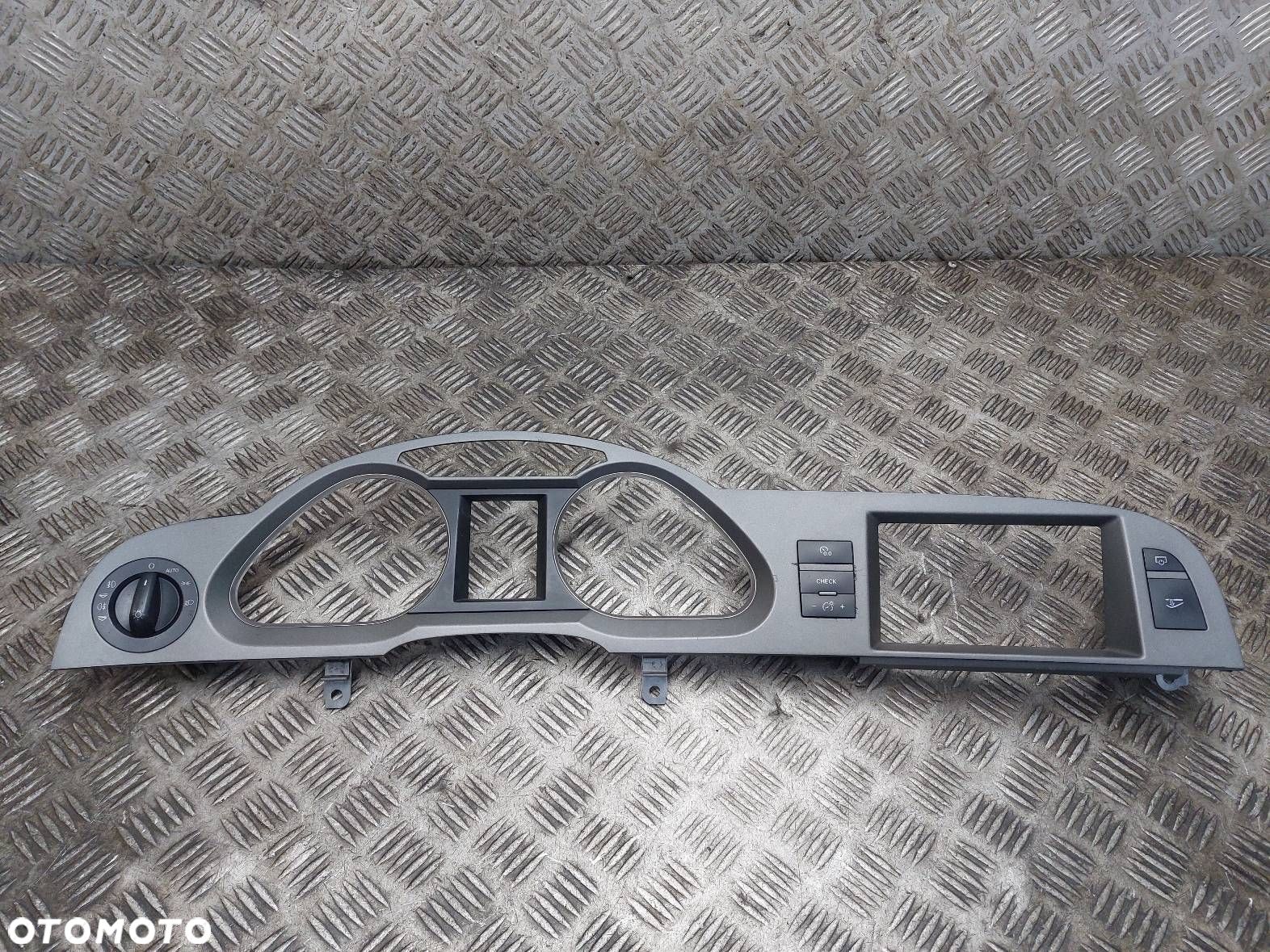RAMKA LICZNIKA + PRZEŁĄCZNIK ŚWIATEŁ AUDI A6 C6 4F1857115D 4F1927227A - 1