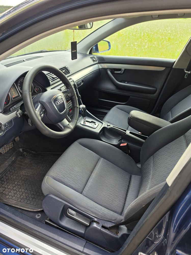 Audi A4 Avant - 5