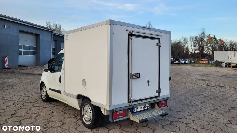 Fiat Doblo - 8