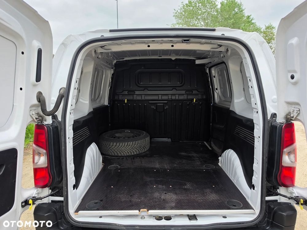 Toyota Proace City - 17
