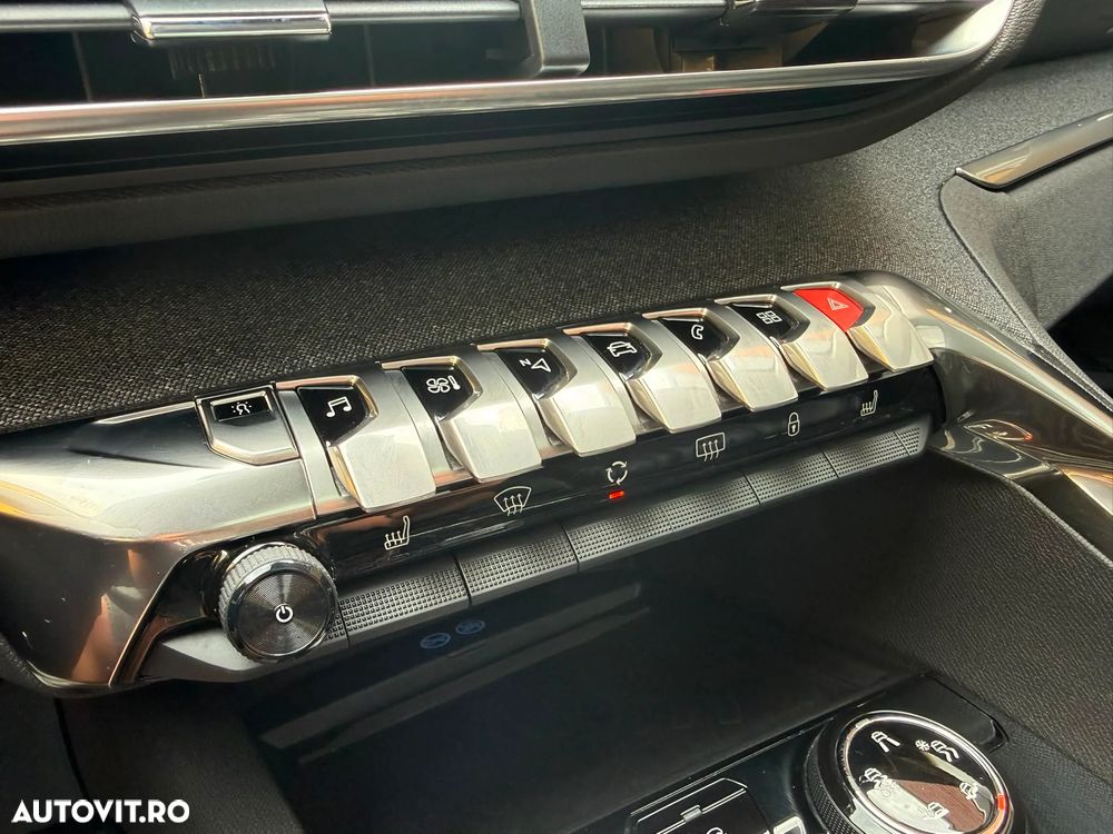 Peugeot 3008 BlueHDi 130 Stop & Start EAT8 Allure - 26