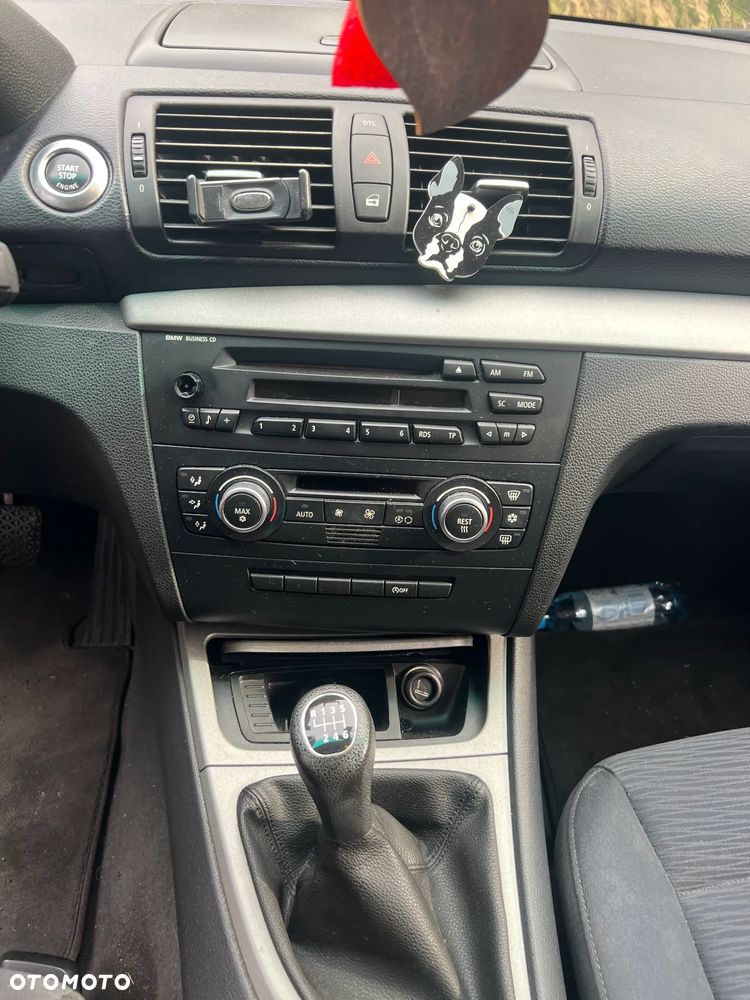 BMW Seria 1 118d - 10