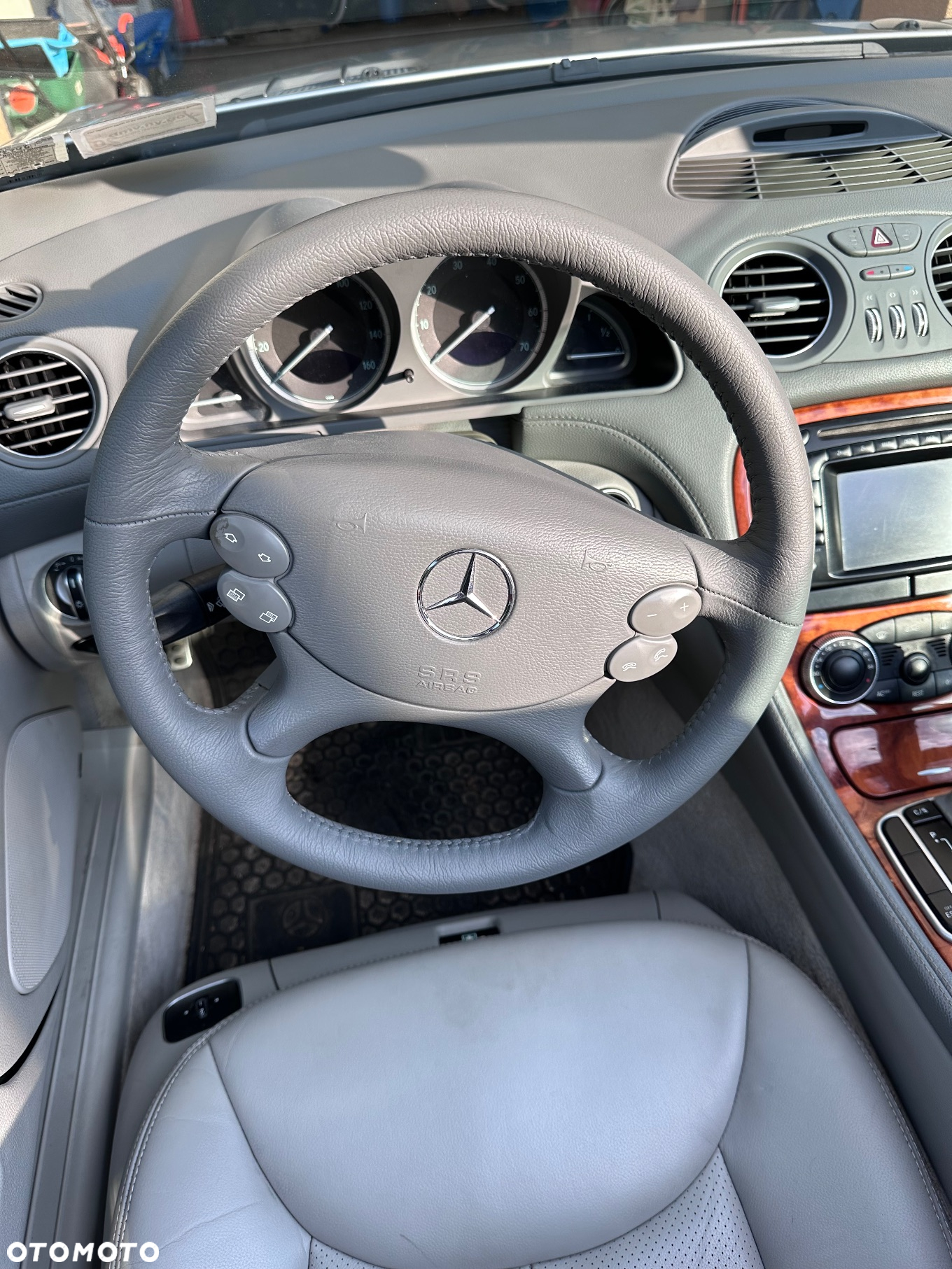 Mercedes-Benz SL 500 - 15