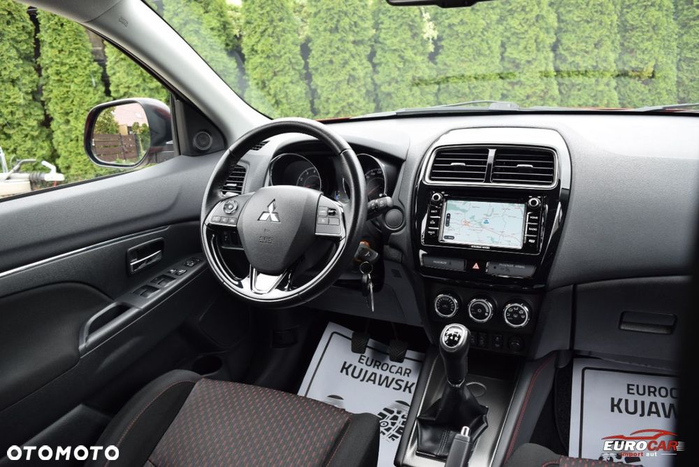 Mitsubishi ASX - 14