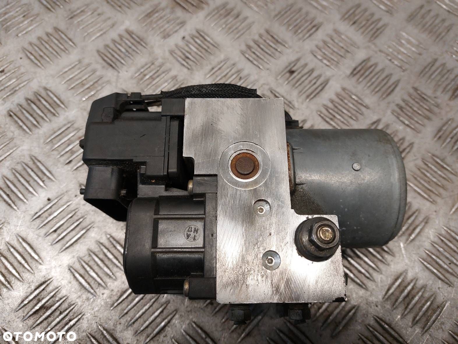 POMPA STEROWNIK ABS KIA SORENTO I 2.5 CRDI 58910-3E310 - 1