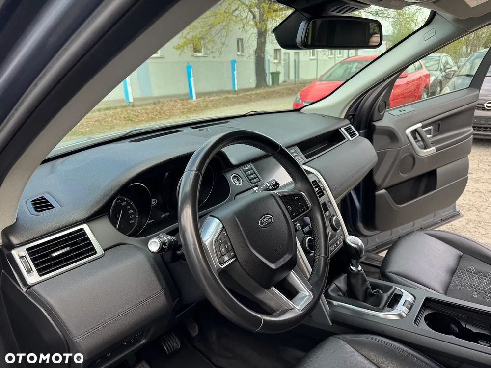 Land Rover Discovery Sport - 23