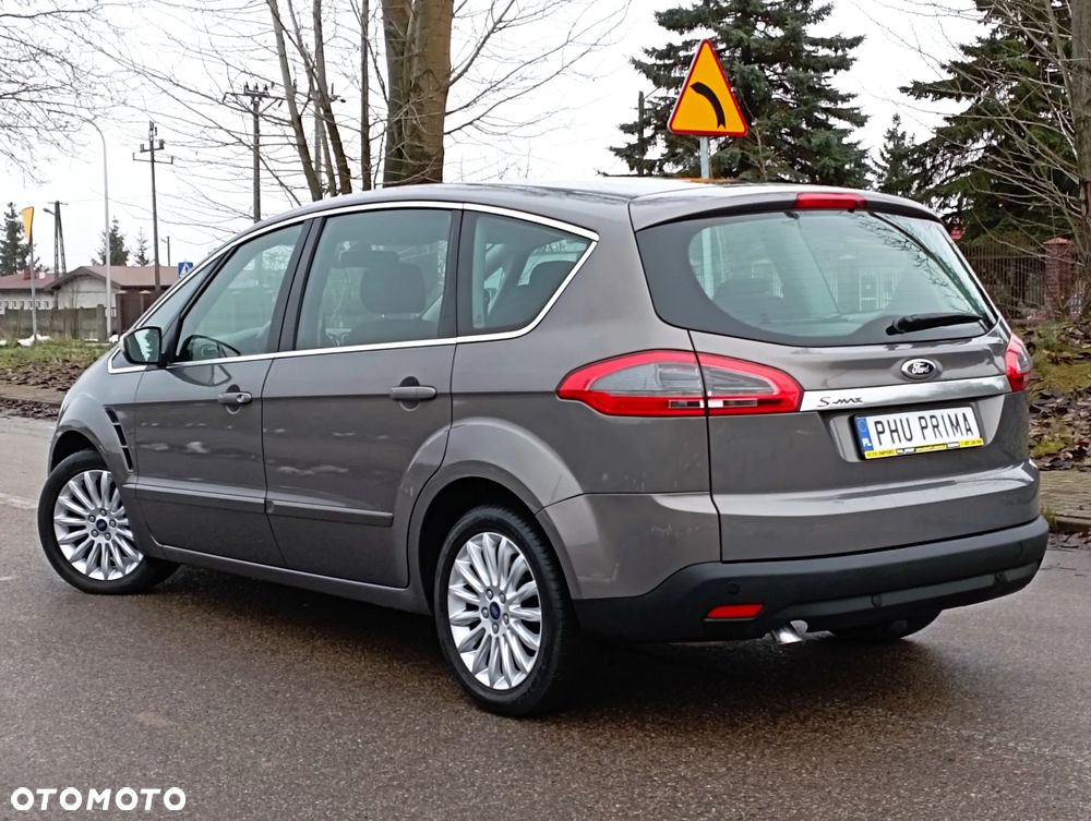 Ford S-Max - 14