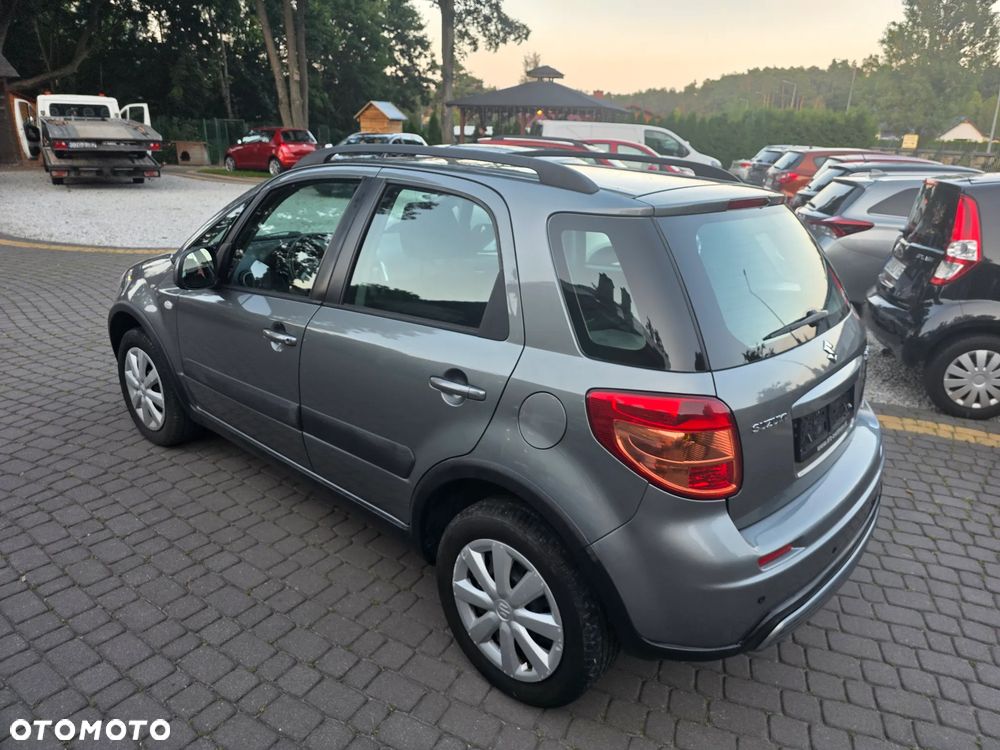 Suzuki SX4 1.6 GLX / Comfort - 4