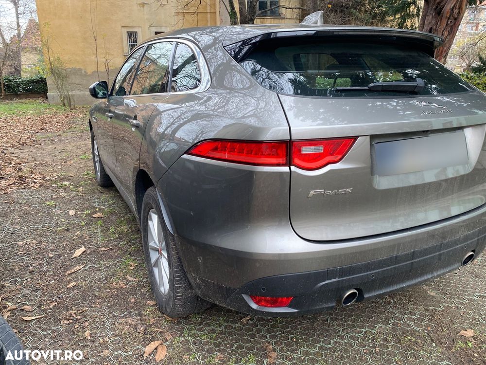 Jaguar F-Pace 35t AWD Portfolio - 4