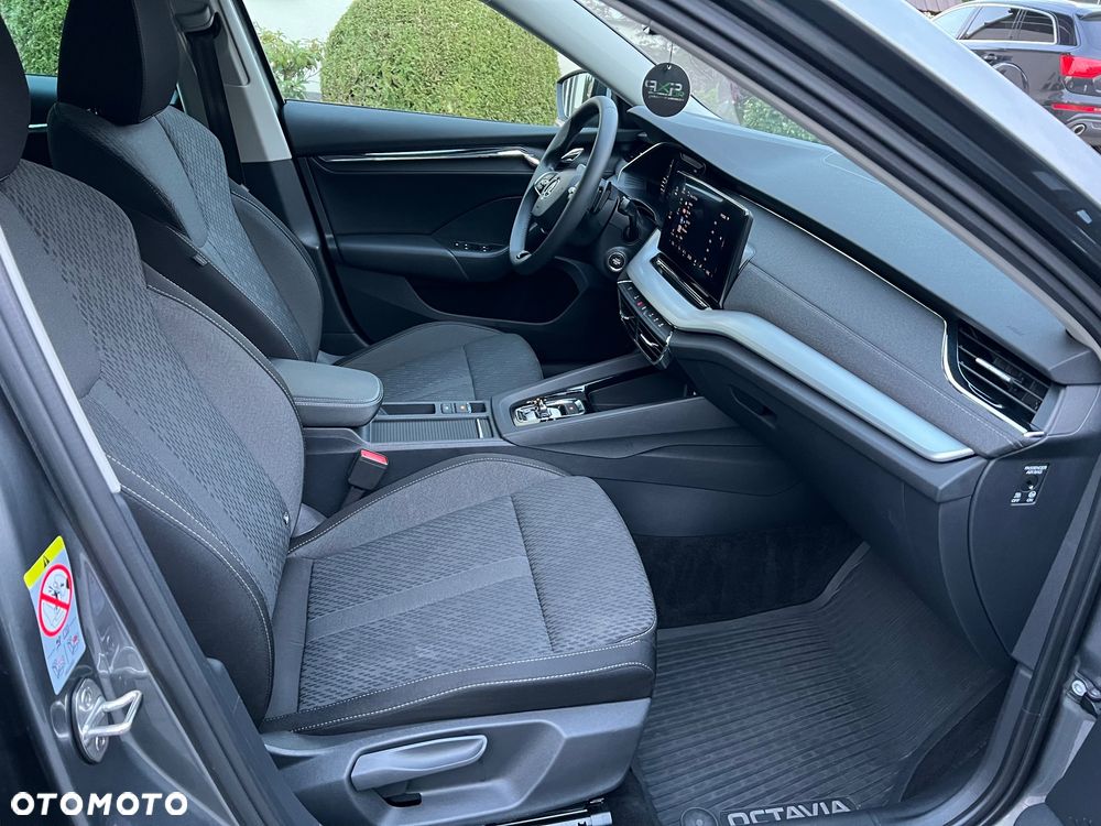 Skoda Octavia 2.0 TDI Style DSG - 14