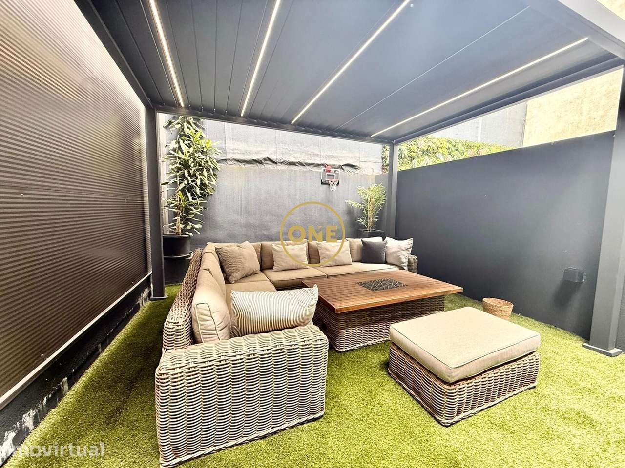 Apartamento T1 com Terraço e Garagem no Centro do Porto - Grande imagem: 4/17