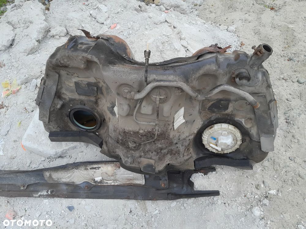 Mazda RX-8 Zbiornik Bak Paliwa pompa - 3