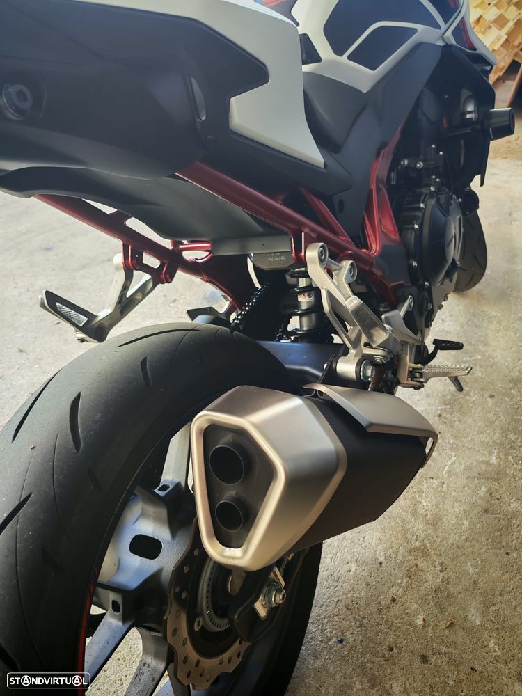 Honda Hornet 750 SP - 7