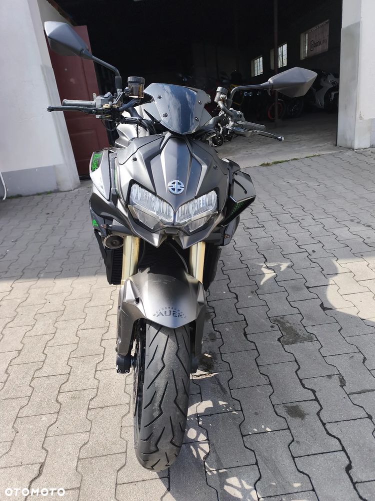 Kawasaki Z - 25