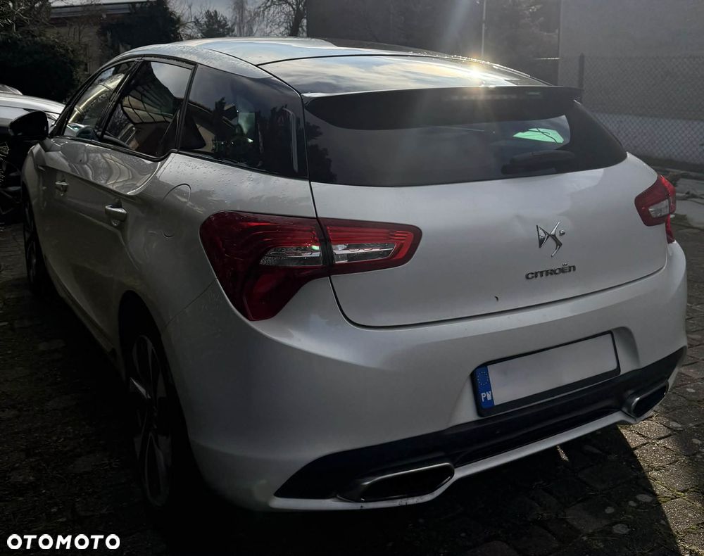 Citroën DS5 1.6 THP SportChic - 6