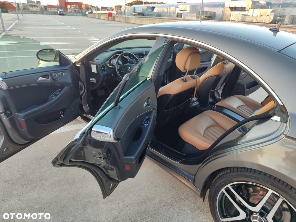 Mercedes-Benz CLS 320 CDI - 12