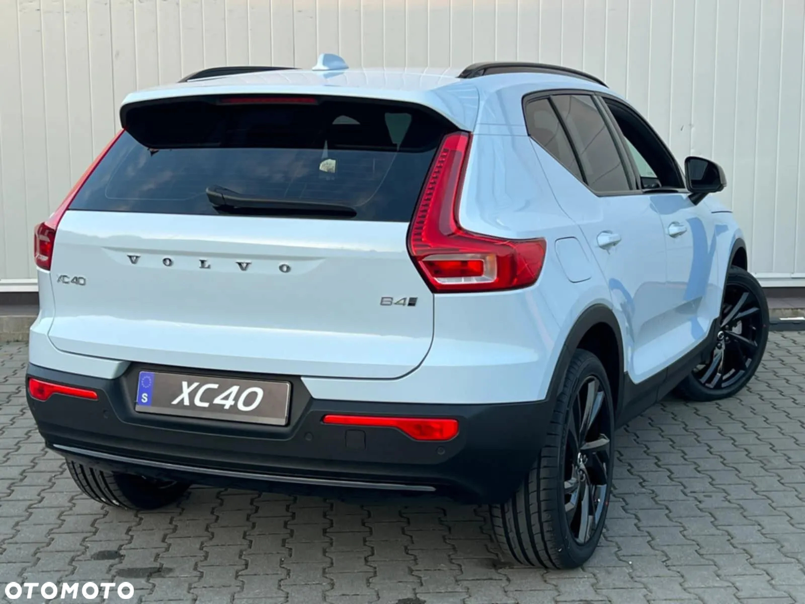 Volvo XC 40 B4 AWD Plus Dark - 6