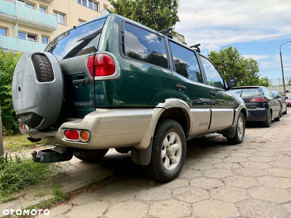Nissan Terrano - 6
