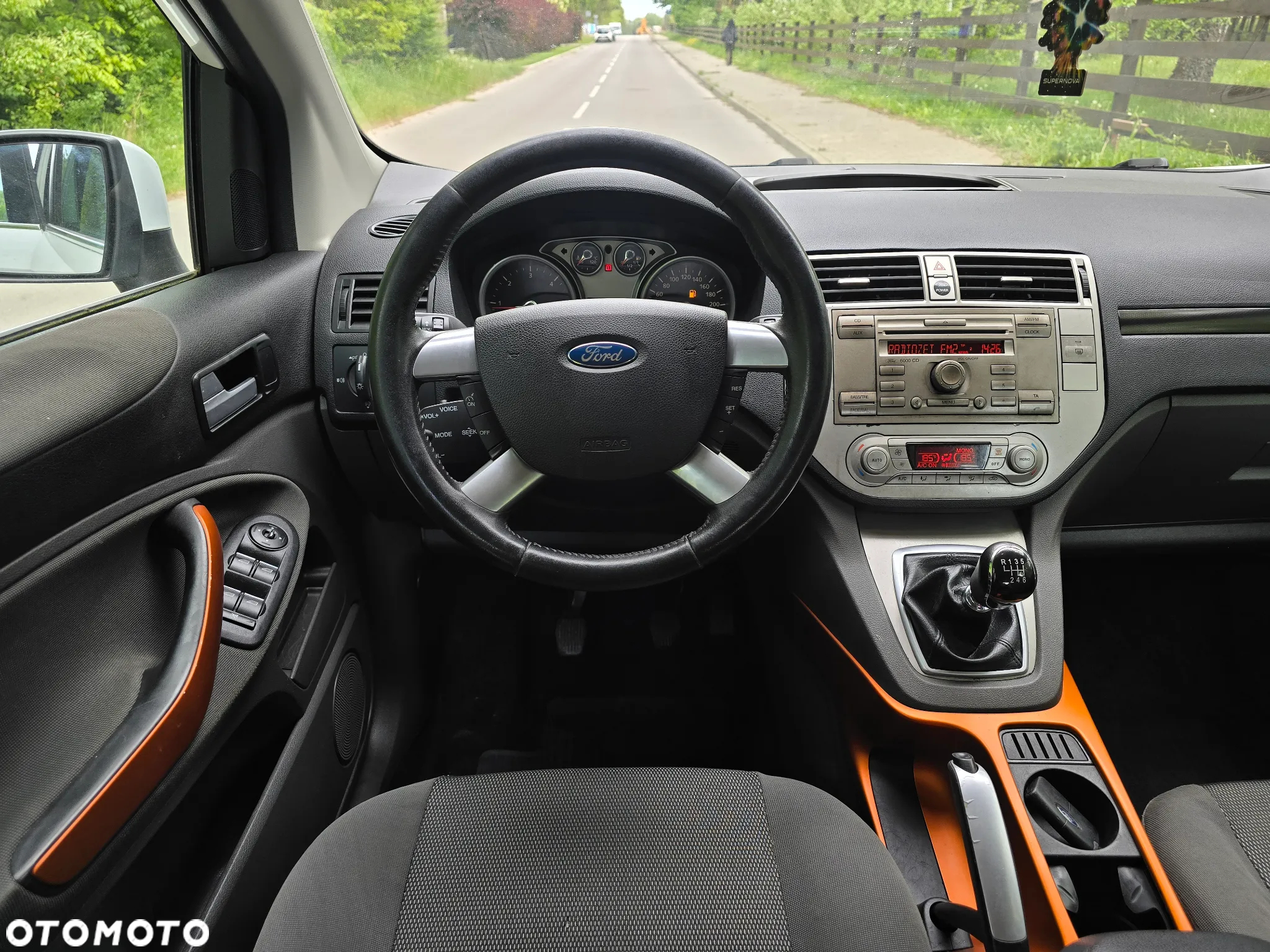 Ford Kuga 2.0 TDCi Titanium - 5