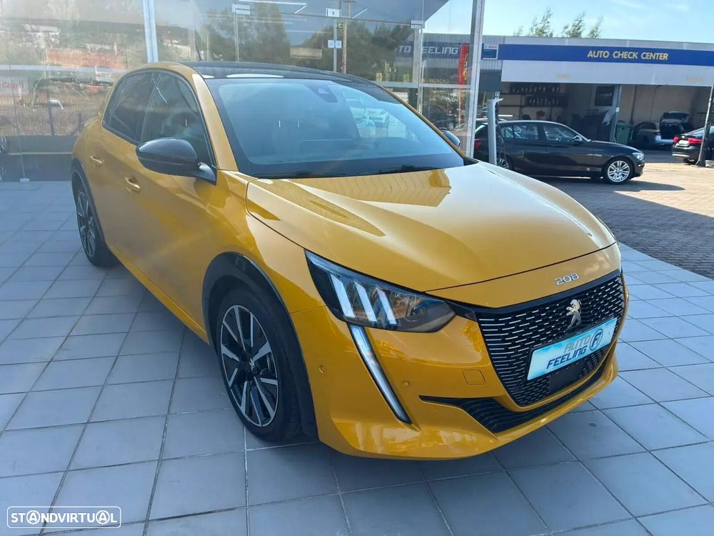 Peugeot 208 - 5