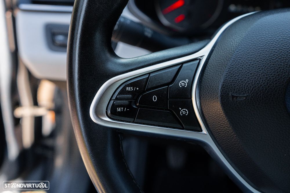 Renault Clio 1.0 TCe Limited Bi-Fuel - 30