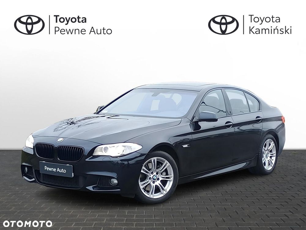 BMW Seria 5 550i xDrive - 1