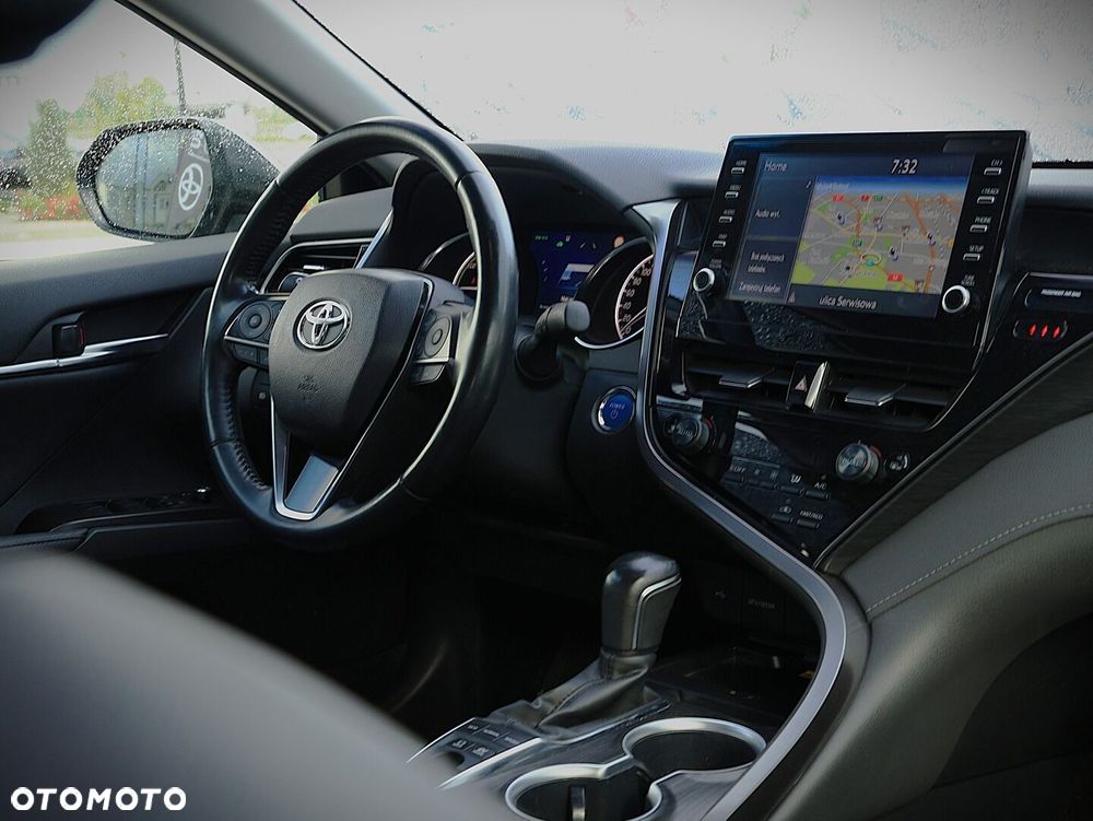 Toyota Camry 2.5 Hybrid Executive CVT - 13