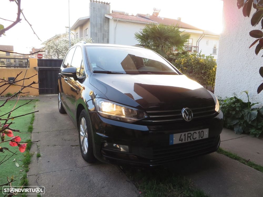 VW Touran 1.6 TDI Confortline DSG - 4