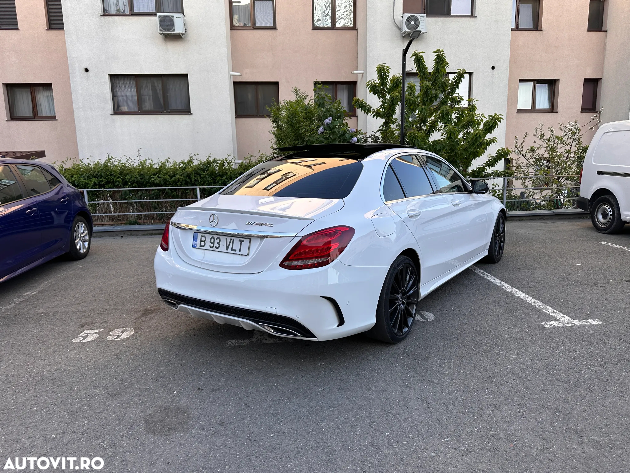 Mercedes-Benz C - 4