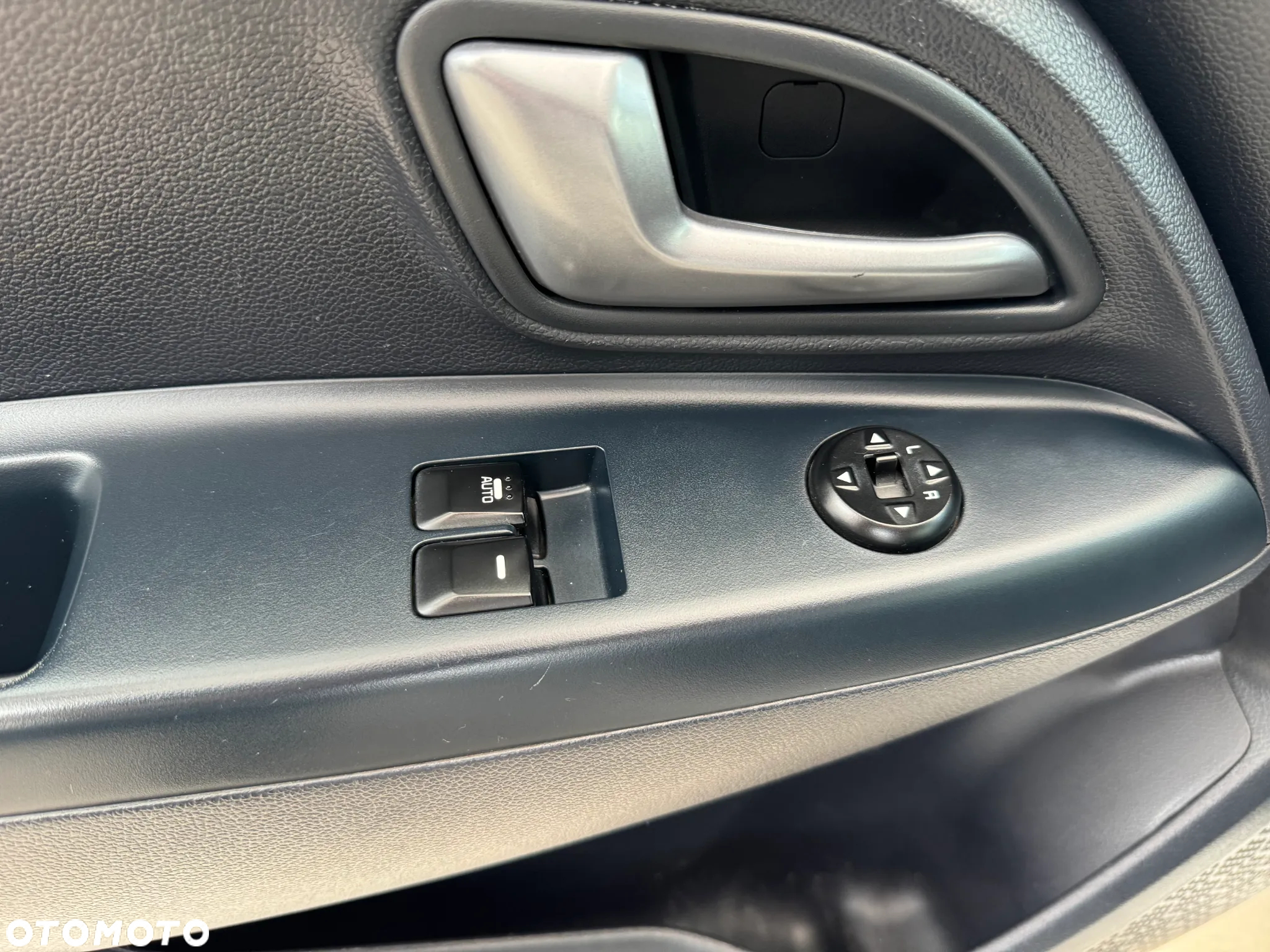 Kia Rio 1.2 Attract - 18
