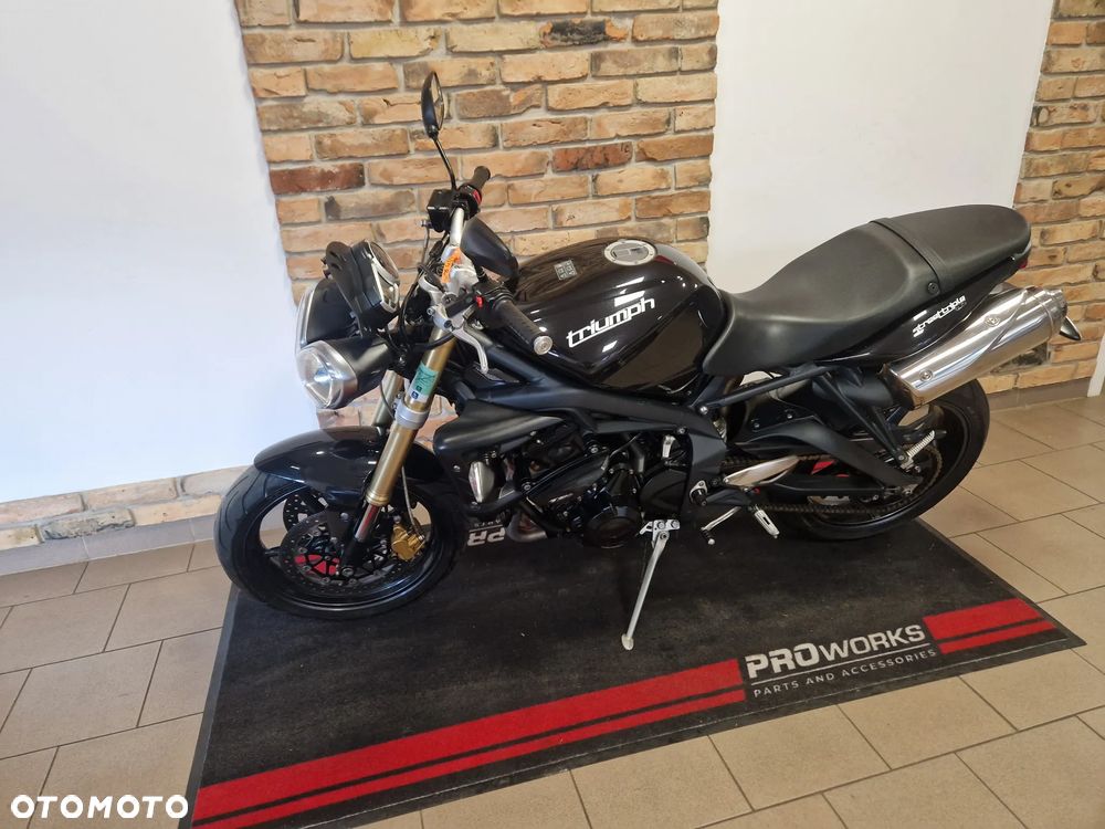 Triumph Street Triple - 6