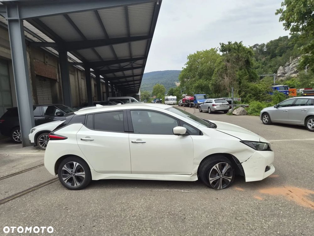 Nissan Leaf 62 kWh e+ Acenta - 4