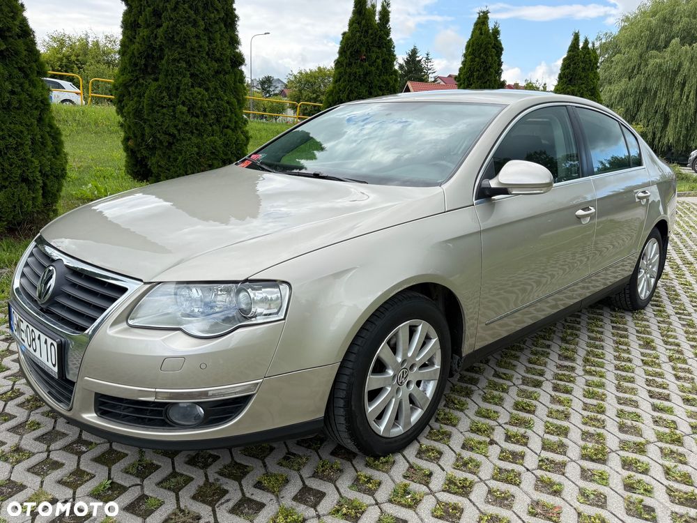 Volkswagen Passat 2.0 TDI DPF Trendline - 9