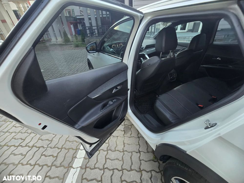 Peugeot 3008 1.2 PureTech Turbo S&S EAT6 GT-Line - 9