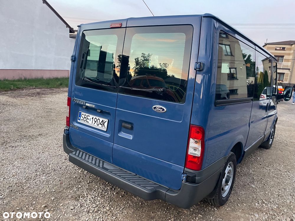 Ford Transit - 12