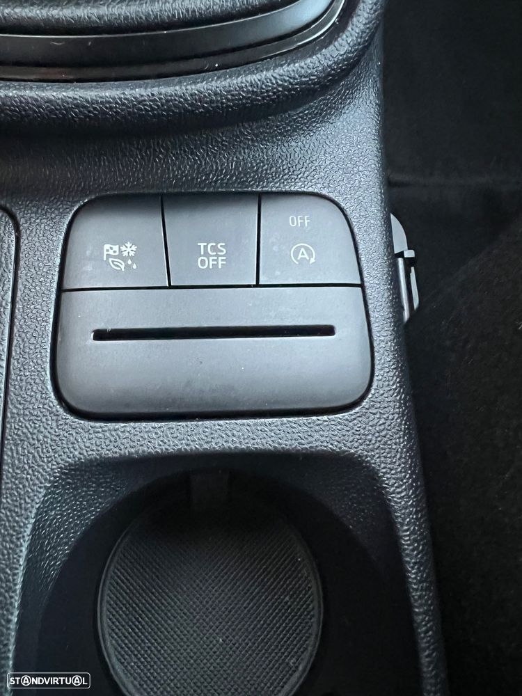 Ford Fiesta 1.1 Ti-VCT Connected - 19