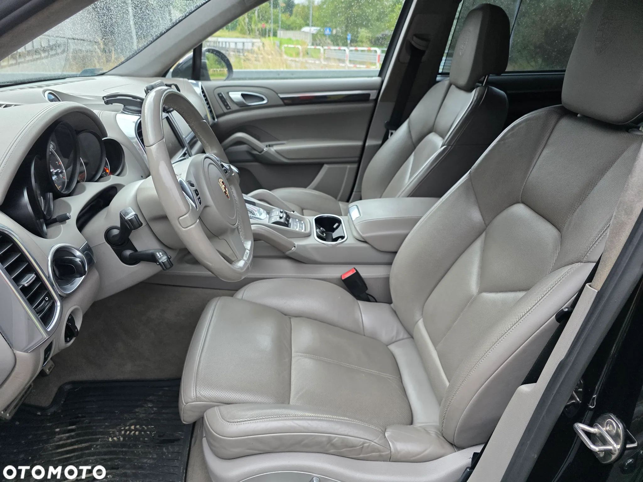 Porsche Cayenne Turbo - 11
