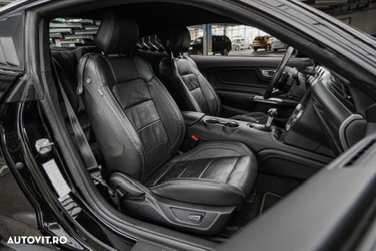 Ford Mustang 2.3 EcoBoost Aut. - 17