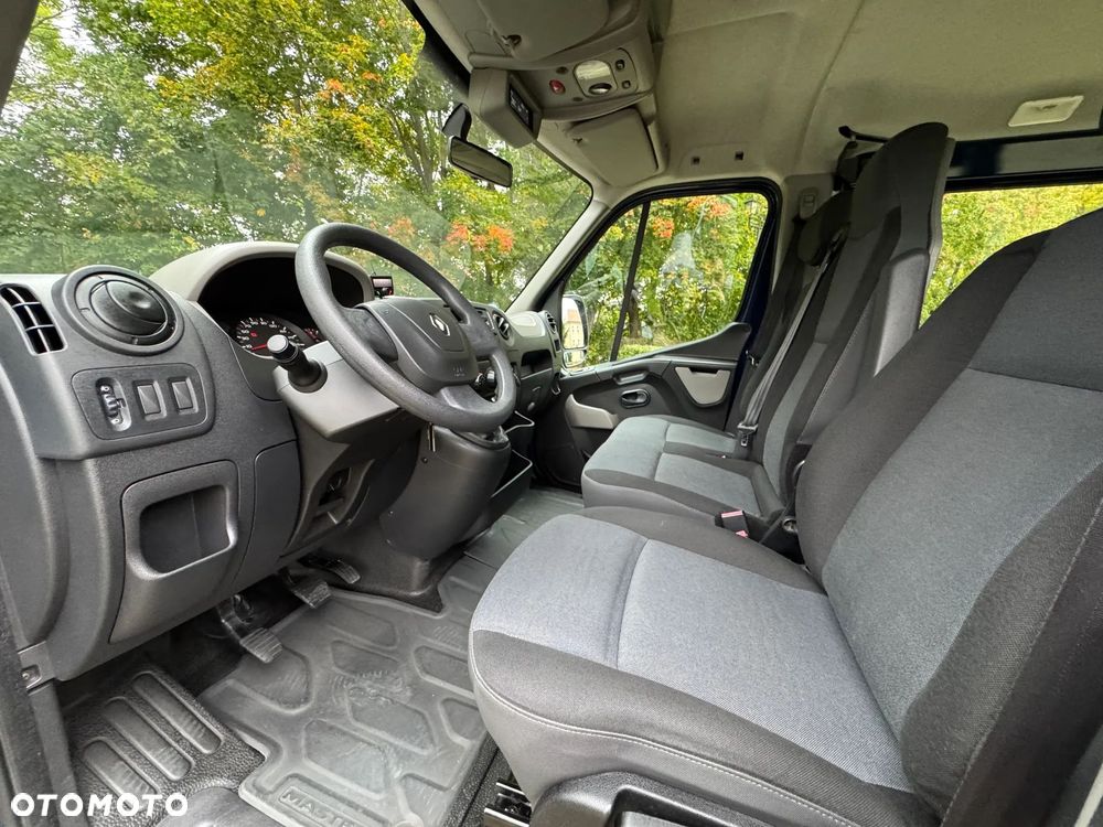 Renault Master - 15