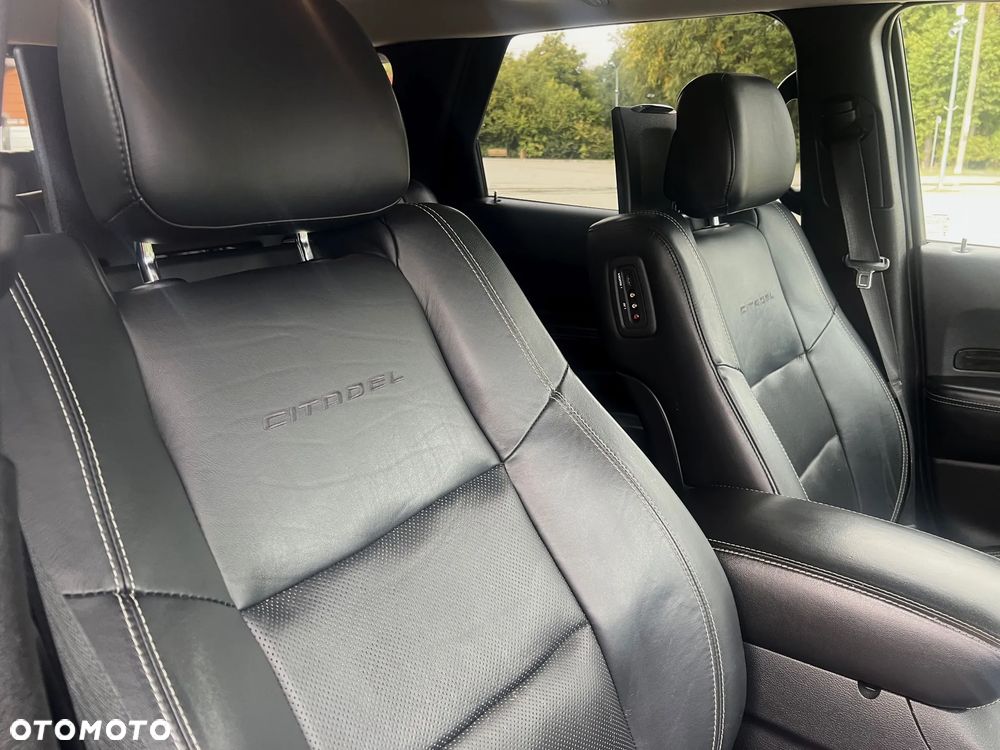 Dodge Durango - 12