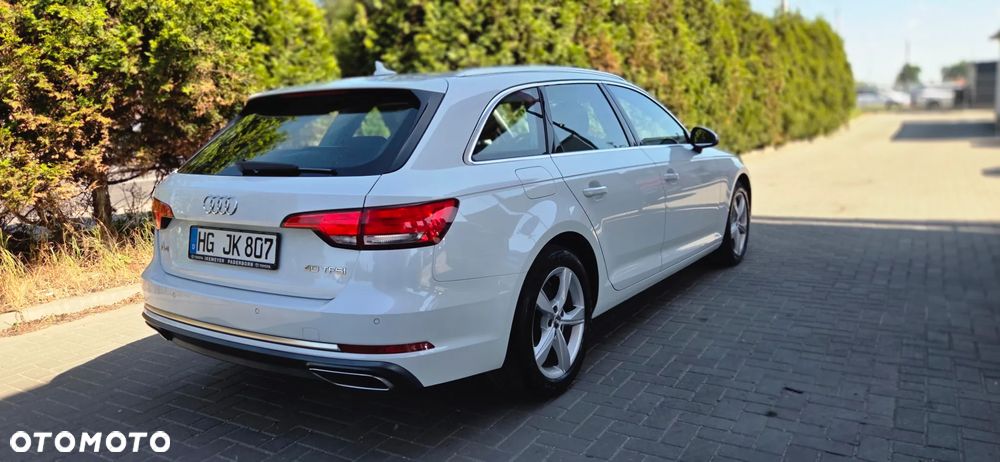 Audi A4 Avant 40 TFSI S tronic - 15