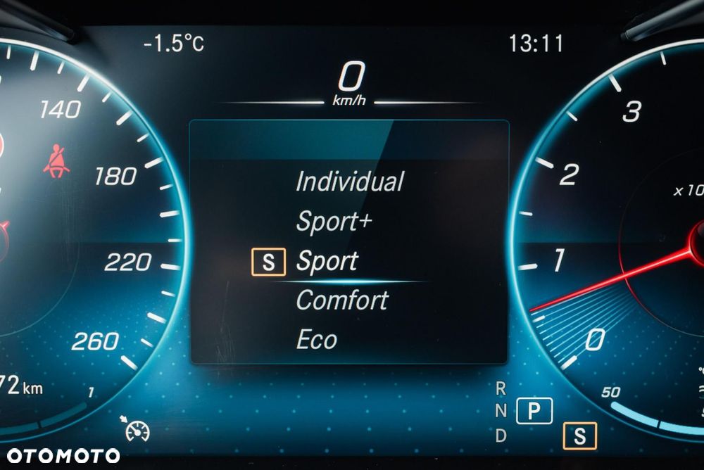 Mercedes-Benz Klasa C 400 4MATIC 9G-TRONIC - 29